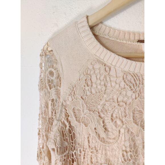 Free People Cream Long Sleeve Lace Overlay Round Neck Sweater Size XS - Picture 3 of 8